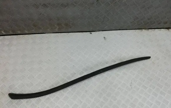 Citroen DS4 Windshield trim 9688471580