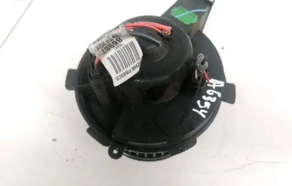 Peugeot 206 Heater fan/blower 8090901 9005822