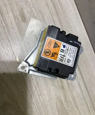 Nissan Juke II F16 Airbag control unit/module 988206PB0A