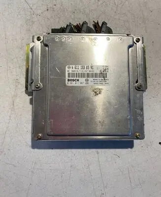 Mercedes-Benz Vito Viano W638 Engine control unit/module A6111530391 0281011067