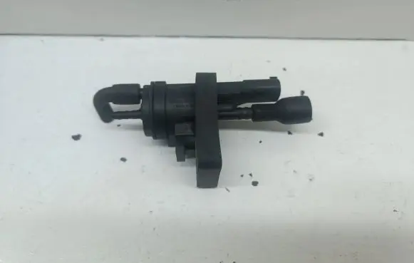 Vacuum valve