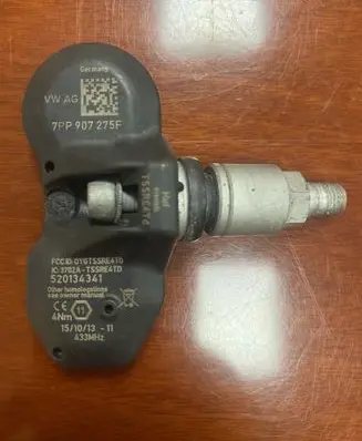 Porsche 911 Air pressure sensor 7PP907275F 3702A