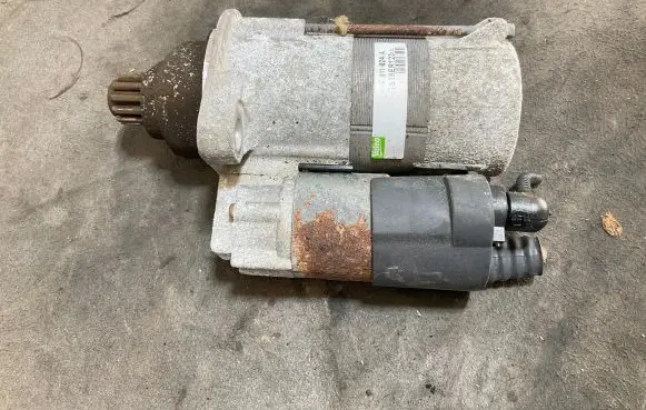 Volkswagen Golf VI Starter motor 02M911024A TS18ER123