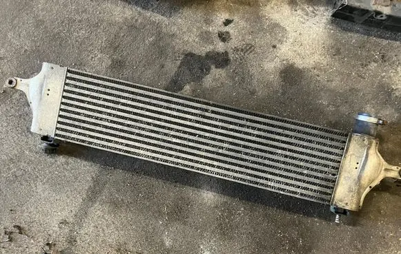 Nissan Qashqai+2 Intercooler radiator G3062007