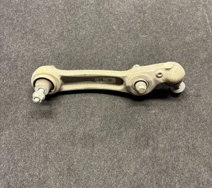BMW 5 F10 F11 Front lower control arm/wishbone 8873900