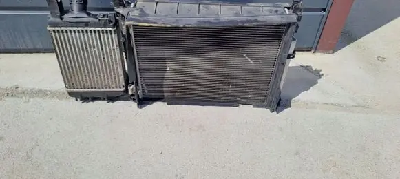 Dacia Duster Coolant radiator 214100078R