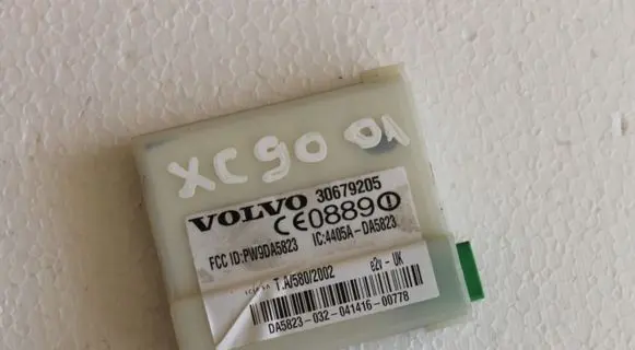 Volvo XC90 Alarm control unit/module 30679205