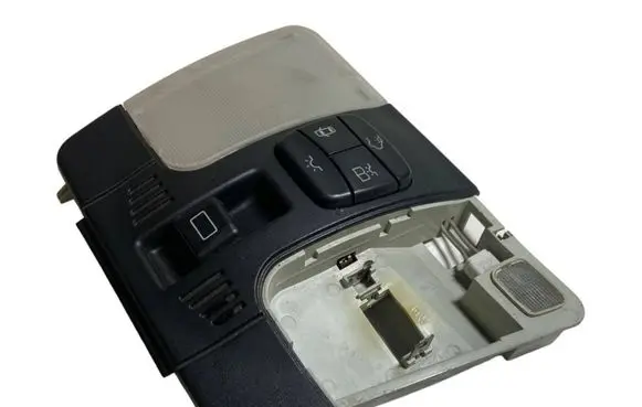 Mercedes-Benz E W210 Front seat light A2088200601 66974713