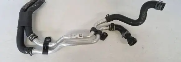 Audi A4 S4 B9 8W Engine coolant pipe/hose 8W0121400B AF03046600