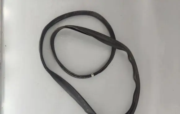 Mercedes-Benz S W222 Loading door rubber seal (on body) A2227500300