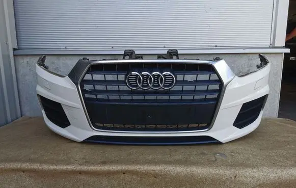 Audi Q3 8U Front bumper LB9A