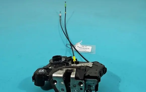Toyota Auris 150 Front door lock IMPRK1550191