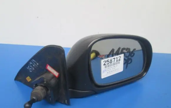 Hyundai Accent Front door electric wing mirror