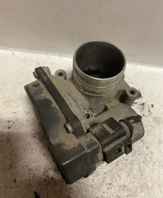 Volkswagen Polo IV 9N3 Throttle valve 03D133062E