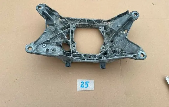 Audi Q7 4M Gearbox mounting bracket 4M0399263P