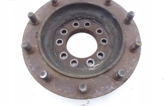 Renault Laguna I Front wheel hub