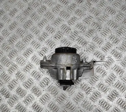 Land Rover Range Rover Velar Engine mount bracket JK836A002GB