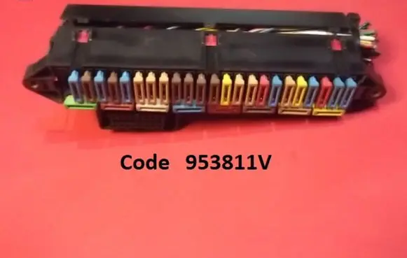 Seat Toledo I (1L) Fuse module 953811V