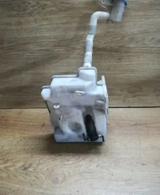 Volkswagen Golf VI Windshield washer fluid reservoir/tank 1K0955453Q 1K0955453R 1K0955453S