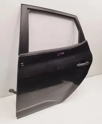KIA Venga Rear door