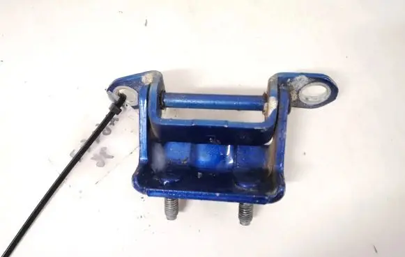 Nissan X-Trail T31 Tailgate/trunk/boot hinge