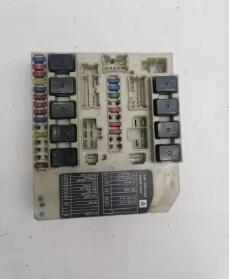Nissan Tiida C11 Fuse module