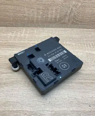 Mercedes-Benz E W211 Door control unit/module 2118201626 356806