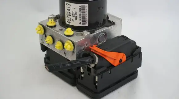 Mitsubishi Lancer VIII ABS Pump 4670A413 06210214704 06210955923