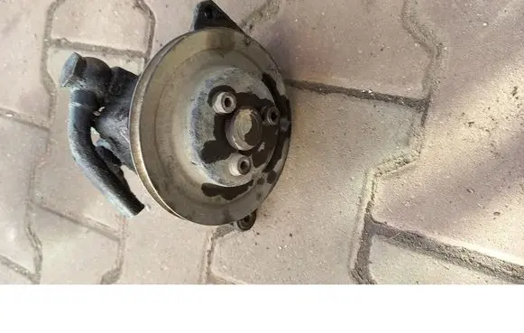 Audi 80 90 S2 B4 Power steering pump