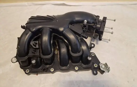 Lexus RX 450H Intake manifold