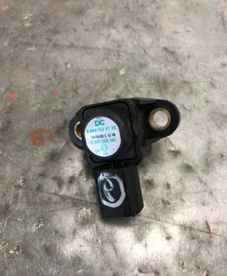 Mercedes-Benz E AMG W212 Air pressure sensor A0061539728-BILI A0061539728