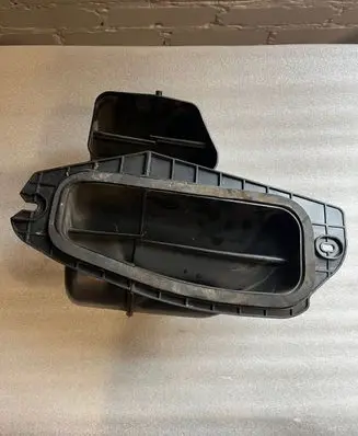 Jeep Grand Cherokee Air intake duct part 68110221AB
