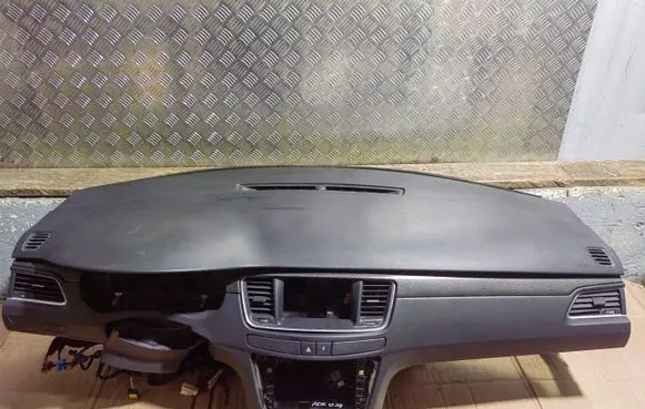 Peugeot 508 Dashboard 98776
