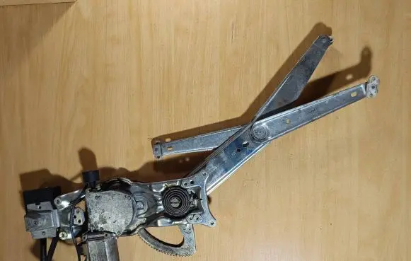 Opel Senator B Sliding door window regulator with motor 90275218