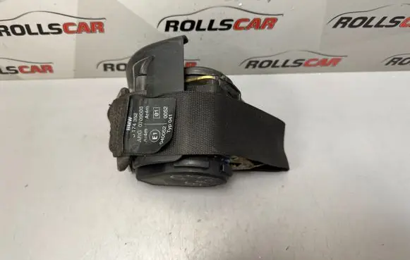 BMW 7 E38 Rear seatbelt 8174352 040052 0709003