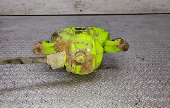 Mitsubishi Colt Front brake caliper