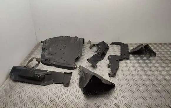 BMW 3 E90 E91 Other under body part 7131712 7131711 7163847