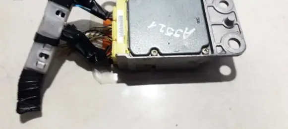 Nissan Almera N16 Airbag control unit/module 988205M304 085001319