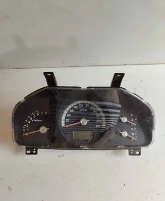 KIA Sportage Speedometer (instrument cluster) 940031F290