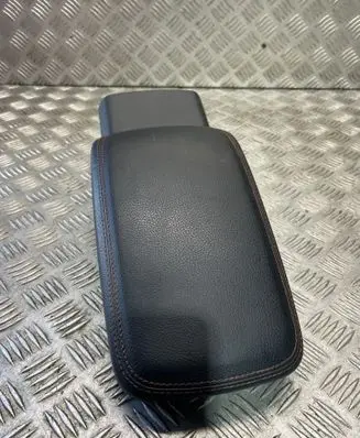 Mercedes-Benz GLA W156 X156 Armrest 