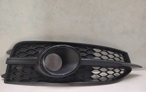 Front bumper lower grill