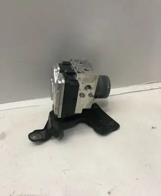 Mercedes-Benz C W206 ABS Pump A2069001016