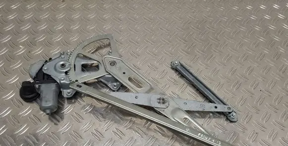 Toyota Prius+ (ZVW40) Rear door window regulator motor 8571047070 0620202121