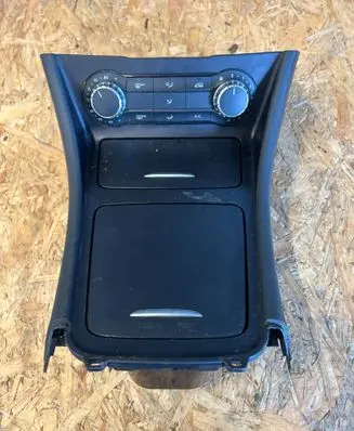Mercedes-Benz CLA C117 X117 W117 Climate control unit A2469003716 A1768100079 5HB01044620