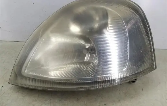 Renault Master II Headlight/headlamp 8200163516E