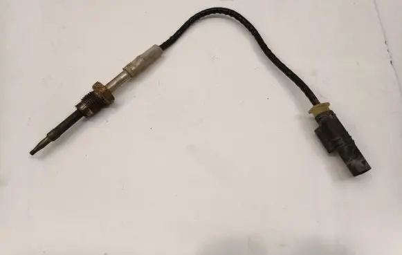 Mercedes-Benz A W177 Exhaust gas temperature sensor A0009050112