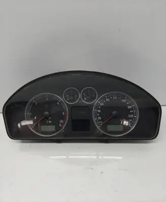 Volkswagen Sharan Speedometer (instrument cluster) 7M3920820F 10849A 11201031