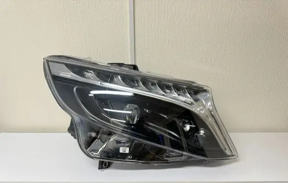Mercedes-Benz Vito Viano W447 Headlight/headlamp A4479063301 00064918 1EX01128412