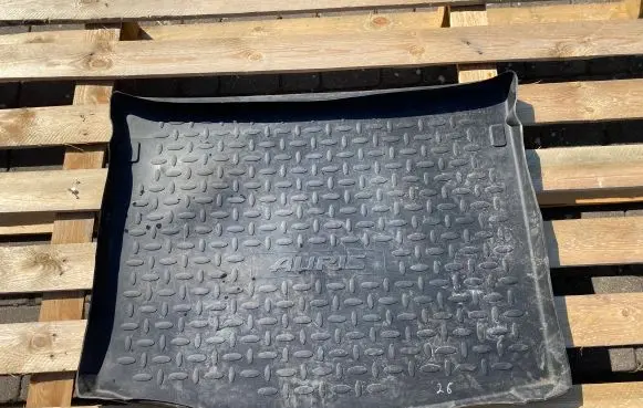 Toyota Auris 150 Rubber trunk/boot mat liner 