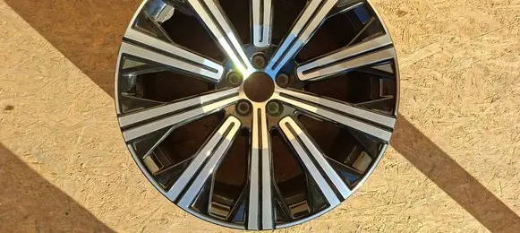 Volvo XC90 R20 alloy rim 31680217 C09181